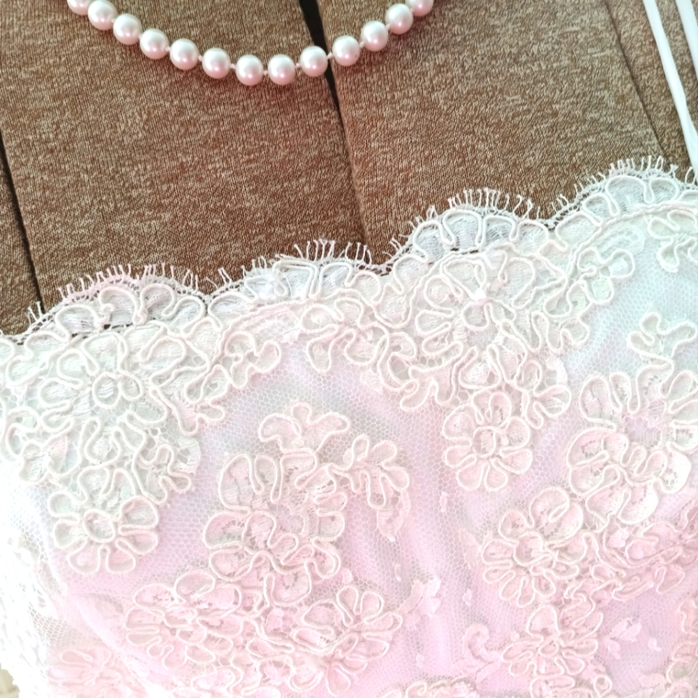 GORGEOUS 1990S "BIANCHI" CRISP WHITE CHIFFON WEDDING GOWN W/ LACE JACKET & VEIL! - Picture 4 of 16